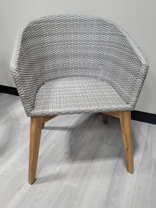 Barrelos dining chair set