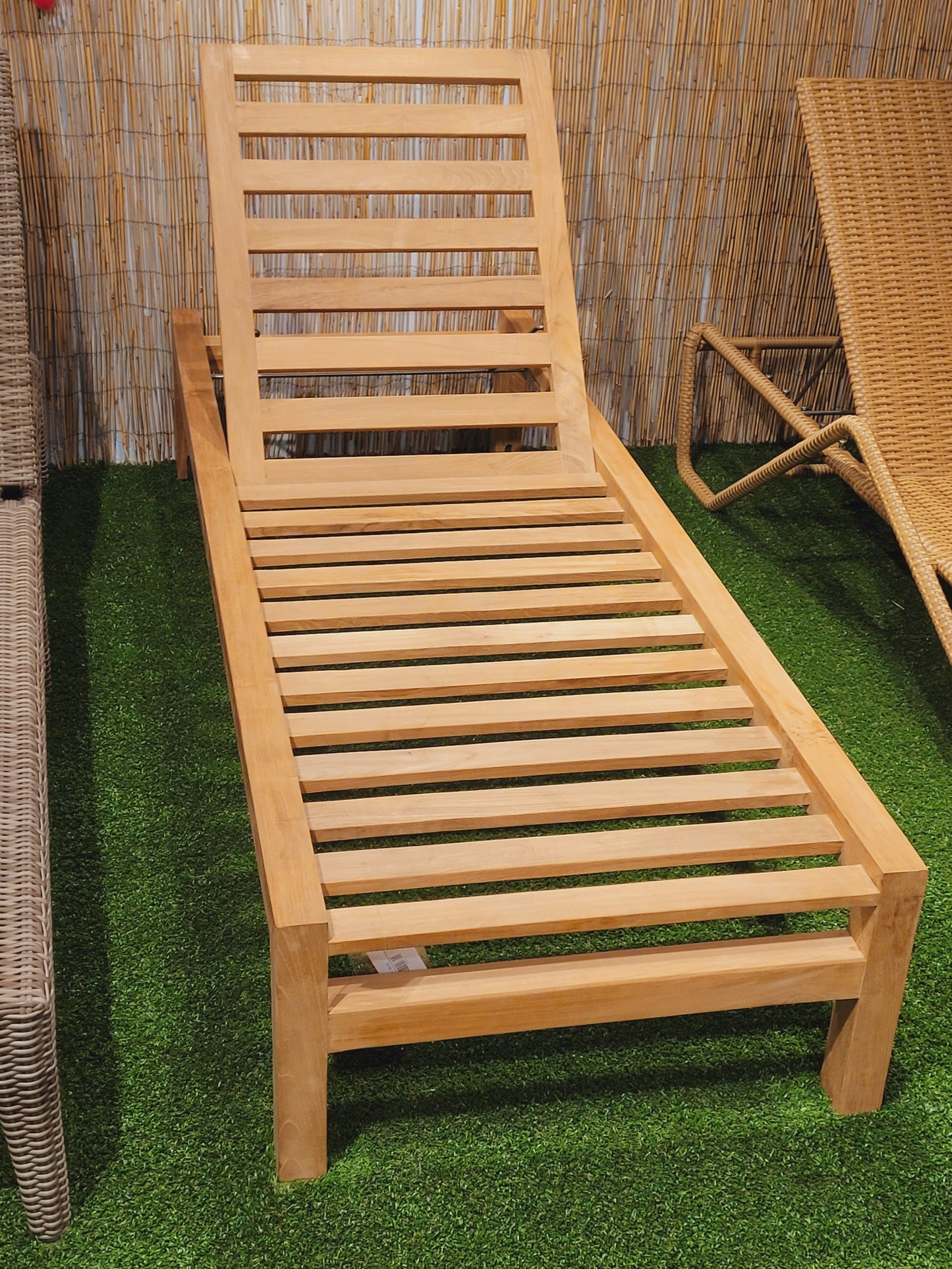 Denver Chaise with wheels (4 positions)