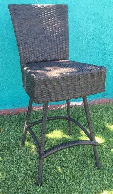 Kinshasa Swivel Bar Chair, Double thick footrest