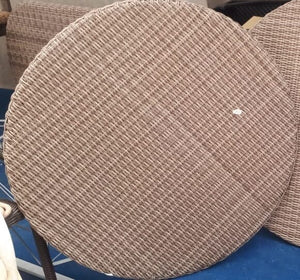 Round Tabletop 31", Woven Top