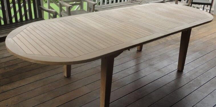 St Tropez Oval Extension Table (118/100/83x43"), dble leaf, With Teak Plug (when open)