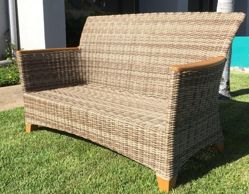 Tanzania Loveseat 2S