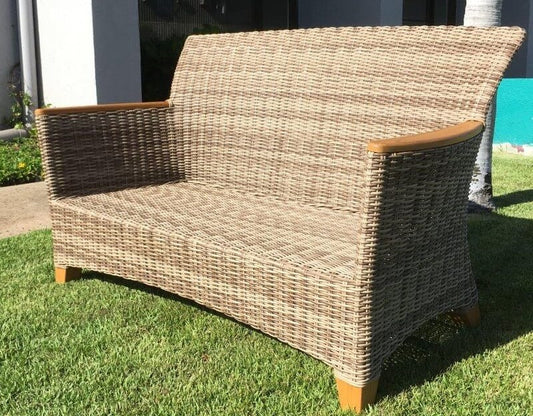 Tanzania Loveseat 2S